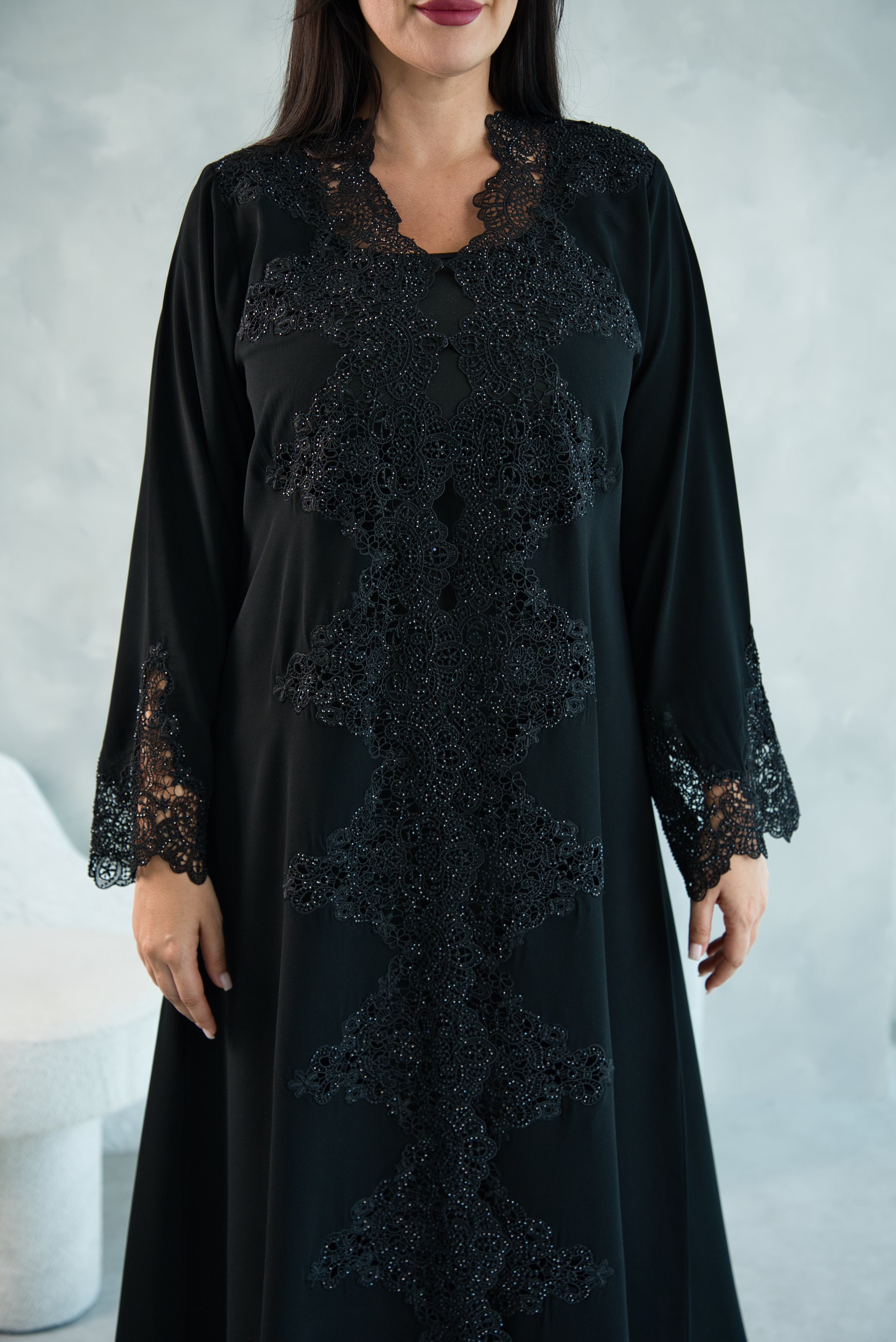 W05 | PREMIUM COLLECTION: BLACK DANTEL & SHIMMERING BEADS