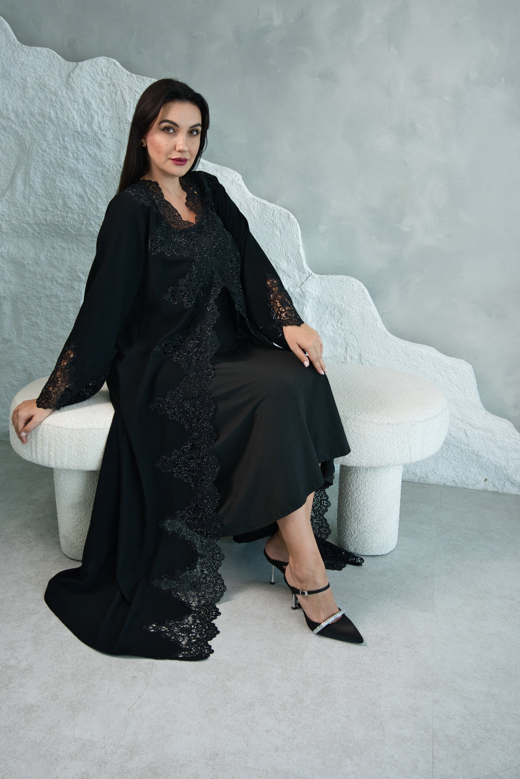 W05 | PREMIUM COLLECTION: BLACK DANTEL & SHIMMERING BEADS