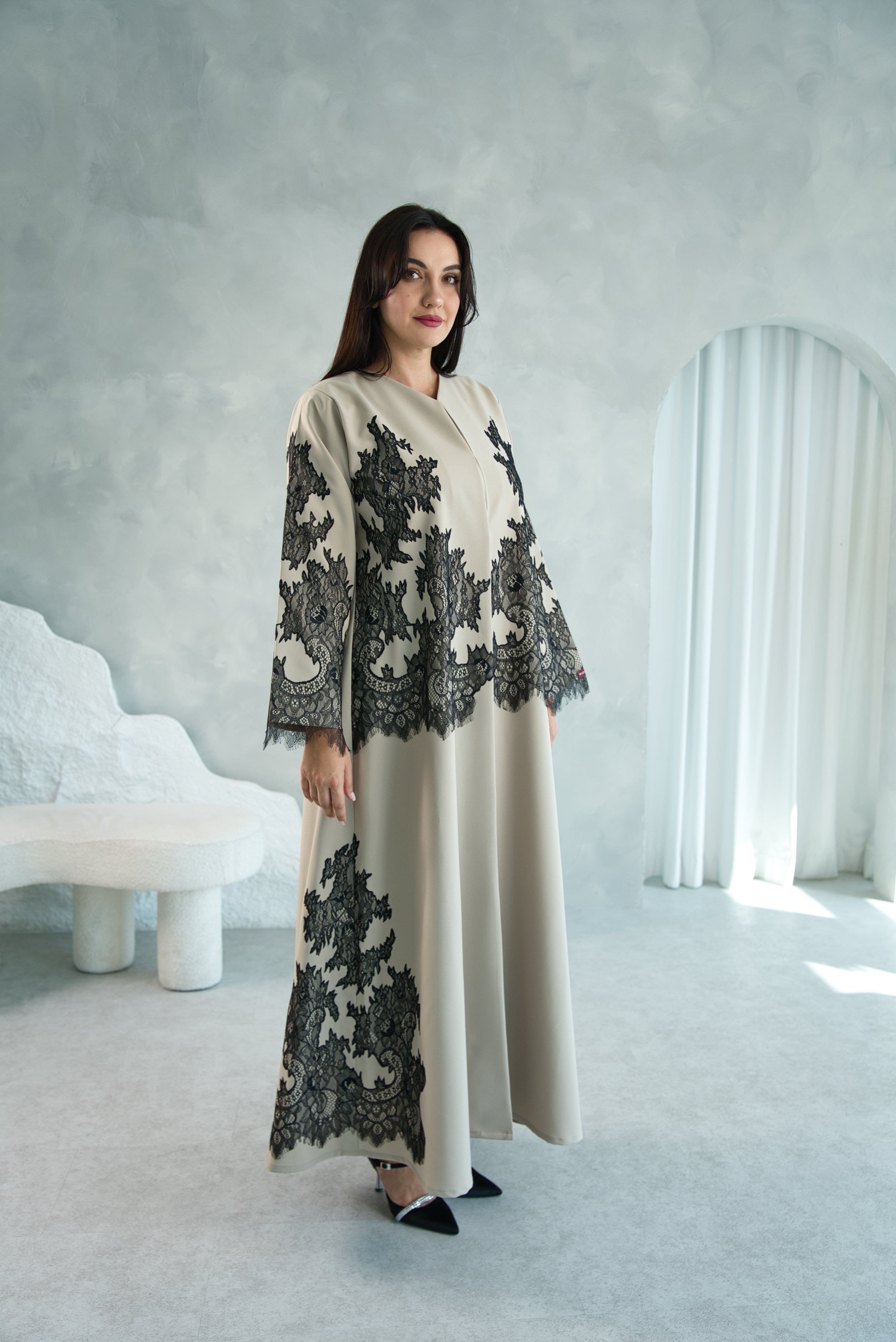 W03 | DESIGNER ABAYA WITH BLACK DANTEL