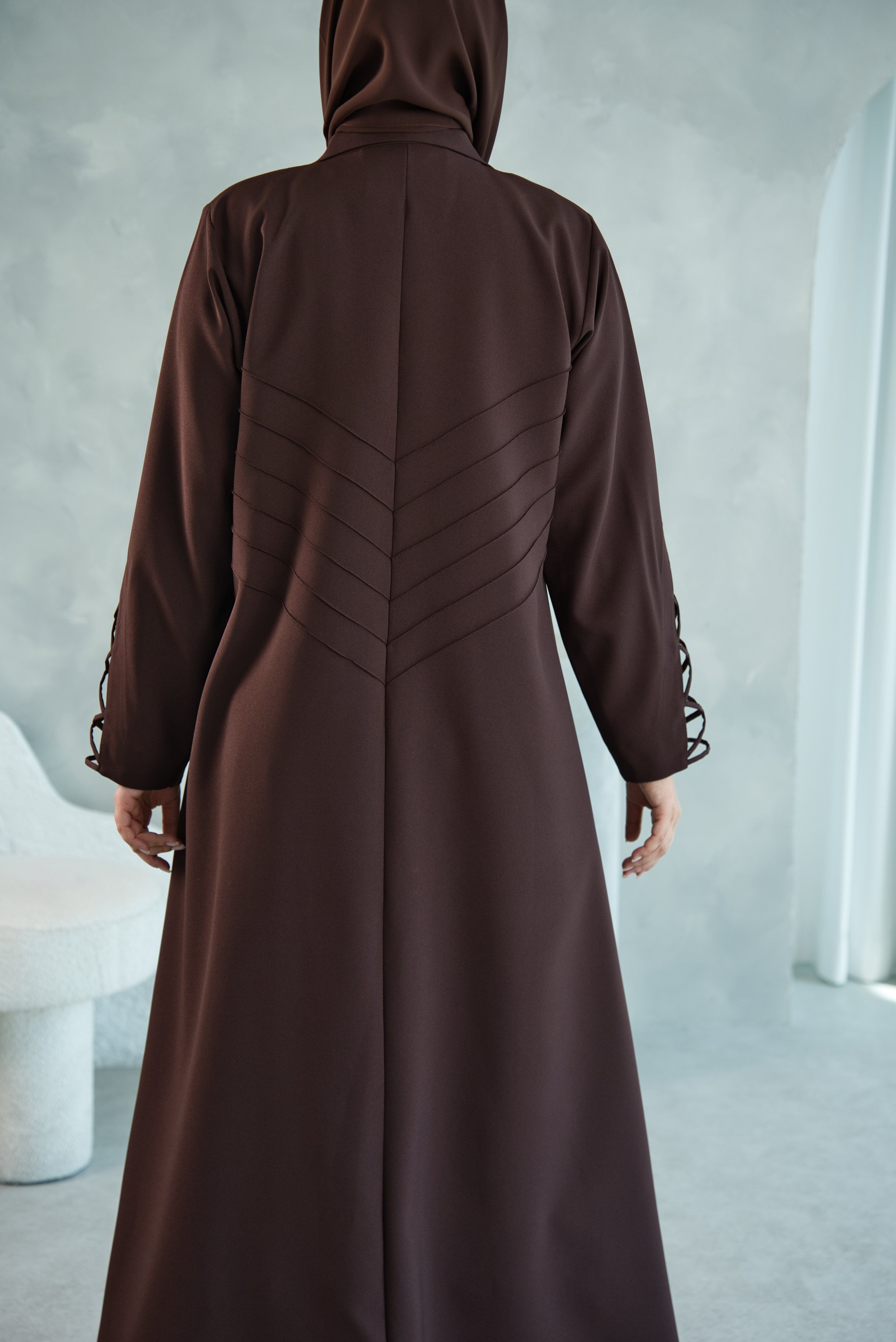 W07 | THE SIGNATURE ABAYA